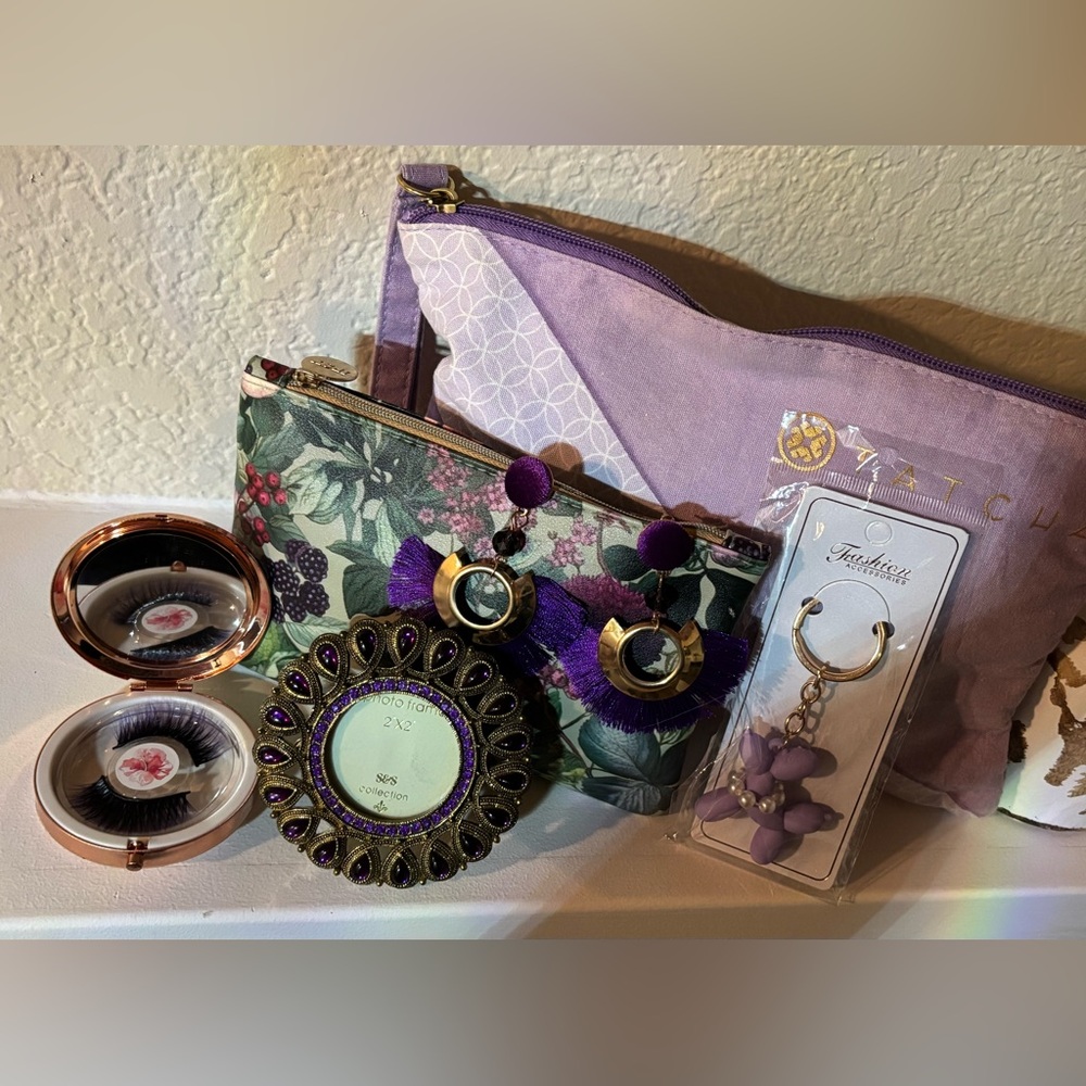 BUNDLE: 💜💜 PURPLE BUNDLE… Tatcha Lavender and Floral Cosmetic Bag Gift Set 💜💜 - Picture 13 of 13